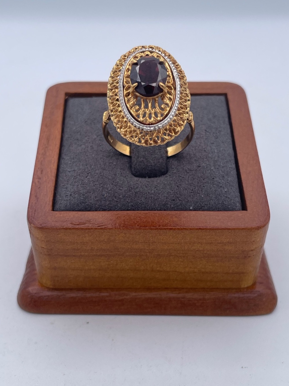 Mid-century Vintage 18K Yellow Gold Red Tourmaline Filigree Cocktail Ring Size8 - Picture 5 of 11